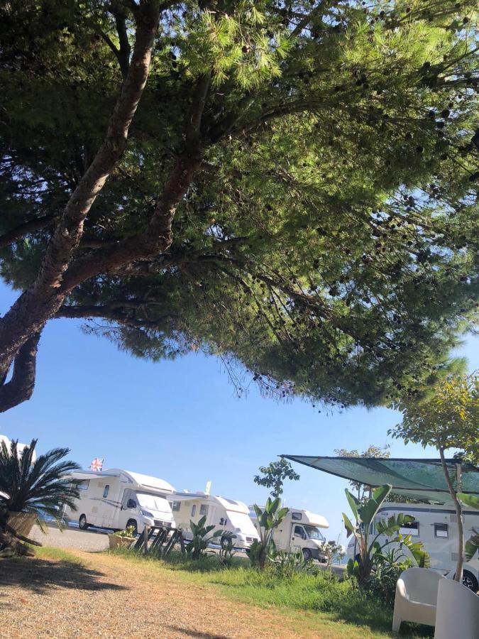 Camping La Focetta Sicula SantʼAlessio Siculo Exterior foto